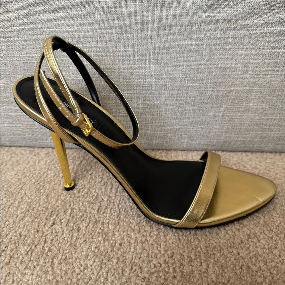 Nine West Women's Reina Ankle‎ Strap Sandal, SZ 10, Gold Metallic, Store Display